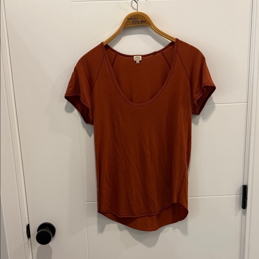 Wilfred Deep Orange Short Sleeve Tee size XXS